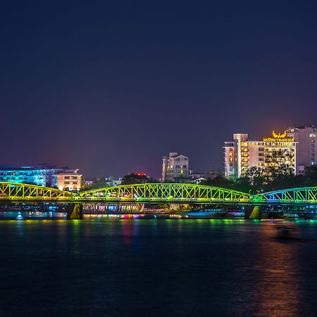 Muong Thanh Holiday Hue Hotel Екстериор снимка