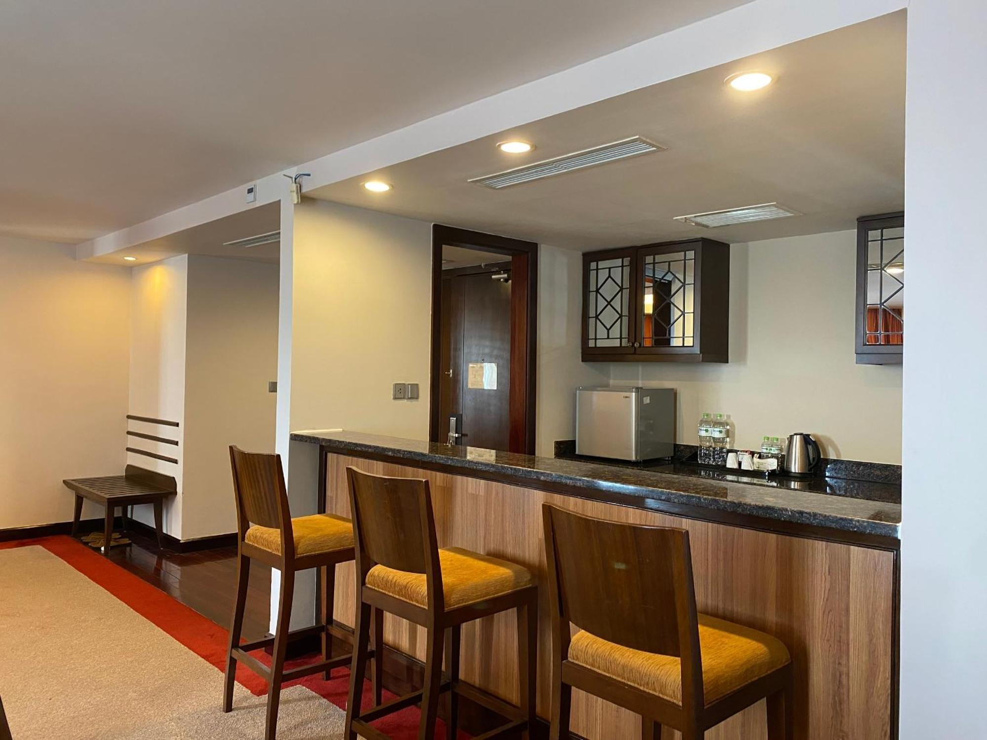 Muong Thanh Holiday Hue Hotel Стая снимка