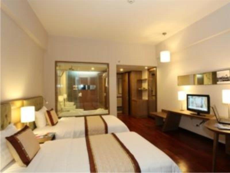Muong Thanh Holiday Hue Hotel Екстериор снимка