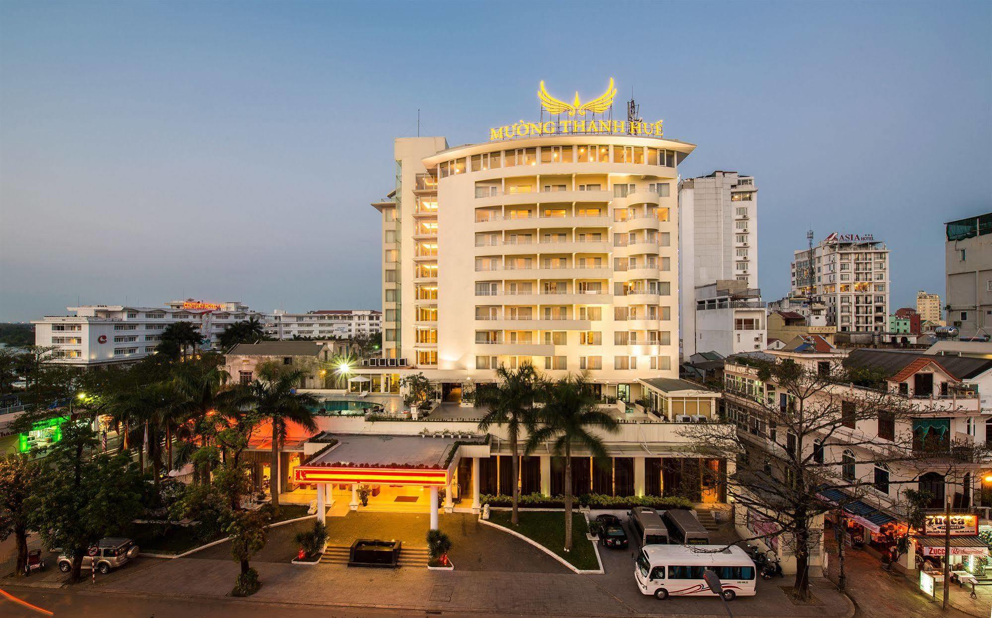 Muong Thanh Holiday Hue Hotel Екстериор снимка