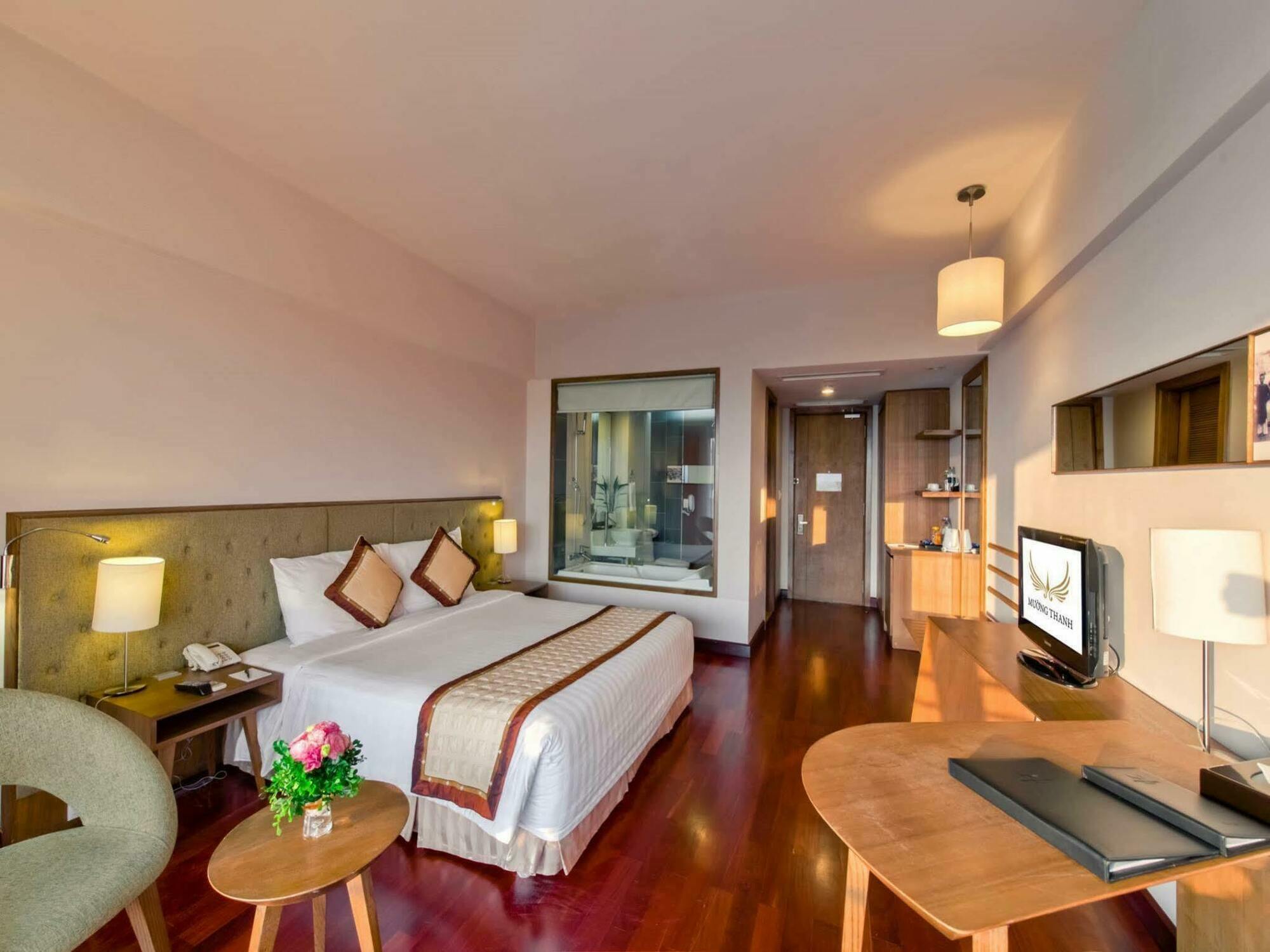 Muong Thanh Holiday Hue Hotel Екстериор снимка